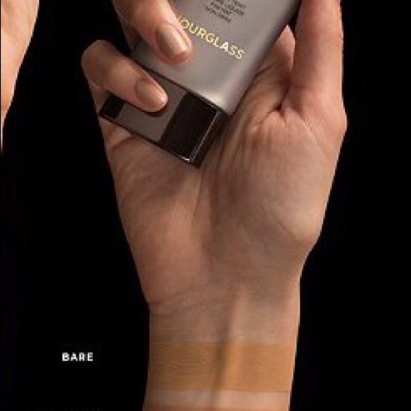 Hourglass Brand New (Duo) - Foundation & Brush - Picture 4 of 4